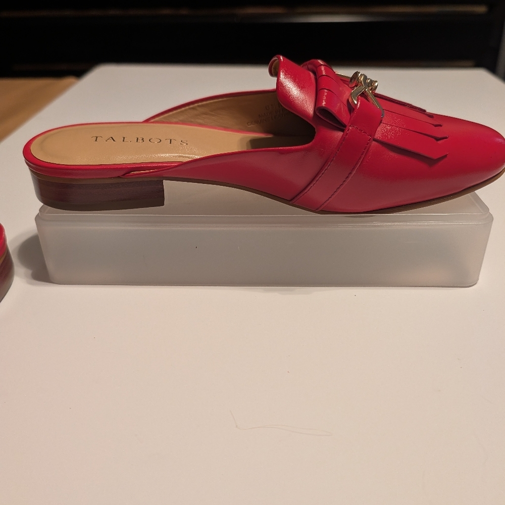Talbots Cassidy Red leather Mules with Fringe Detail - Picture 3 of 8